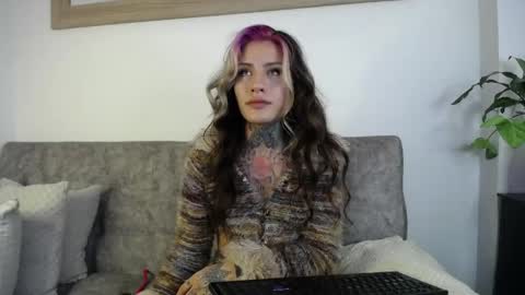 luciiana online show from 13, 5, 2026