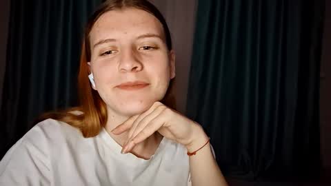 Monika online show from 31, 10, 2025