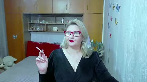 Lucille Fenly online show from 18, 5, 2026
