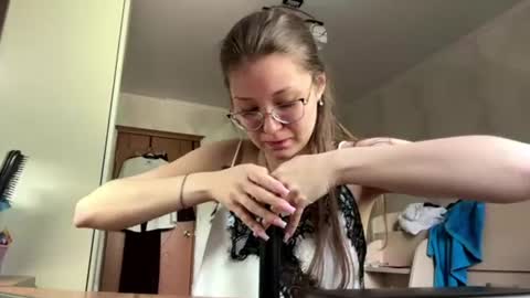 Snapshot of lucindascercy chatting on 11, 6, 2026 Maya online show from 11, 6, 2026