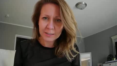 lucious_stace online show from 9, 1, 2025