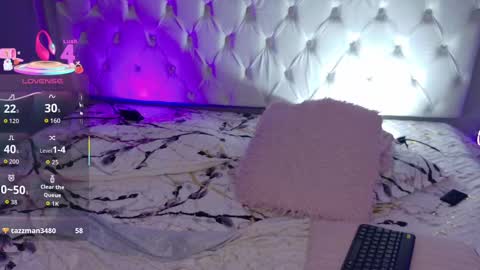 Snapshot of luck_parker chatting on 9, 10, 2025 maye online show from 9, 10, 2025