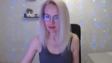 Arina online show from 6, 3, 2025