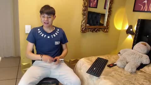 luckk_ online show from 28, 4, 2026