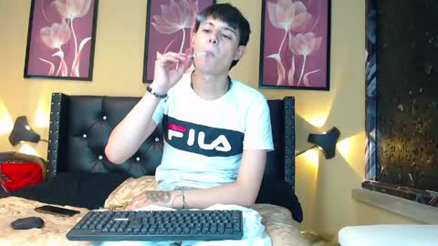 luckk_ online show from 5, 5, 2026