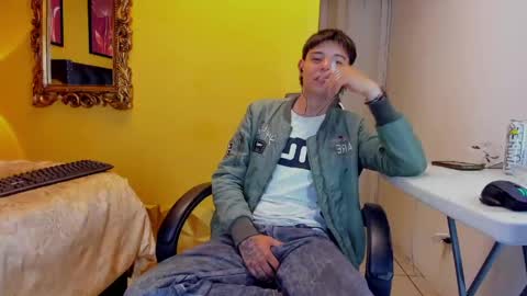 luckk_ online show from 8, 6, 2026