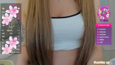 Snapshot of lucky__lady_ chatting on 29, 5, 2026 lucky__lady_ online show from 29, 5, 2026