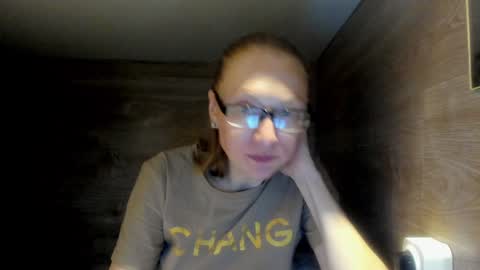lucky_licky20 online show from 24, 1, 2025