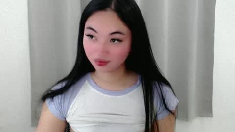 Snapshot of lucky_mariel chatting on 19, 2, 2025 mariel online show from 19, 2, 2025