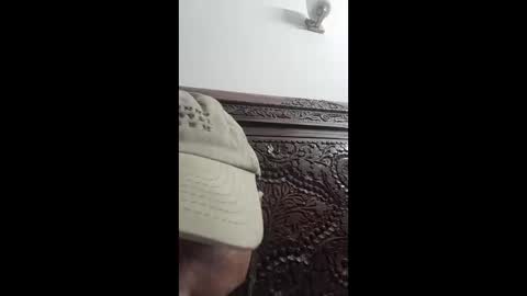 luckyfalcon2022 online show from 9, 6, 2026