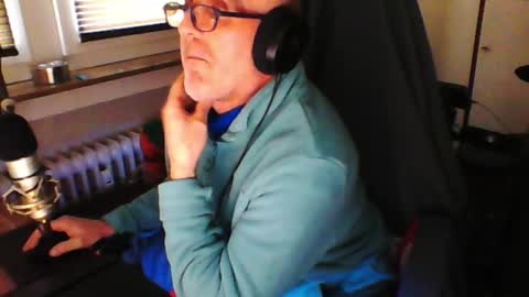 Snapshot of luckyfreak1 chatting on 14, 3, 2026 call me Stefan online show from 14, 3, 2026