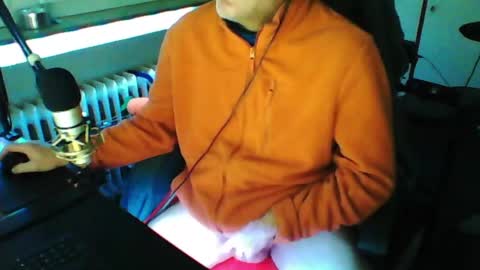 Snapshot of luckyfreak1 chatting on 21, 3, 2026 call me Stefan online show from 21, 3, 2026