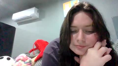 luckygirl96 online show from 10, 10, 2025