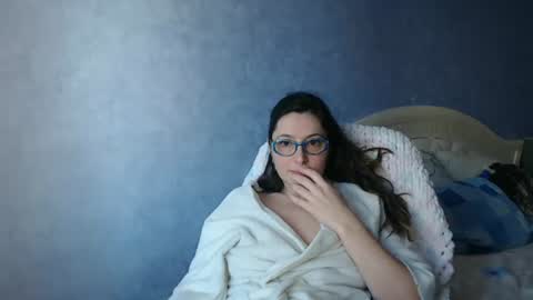 luckylinda23 online show from 1, 1, 2025