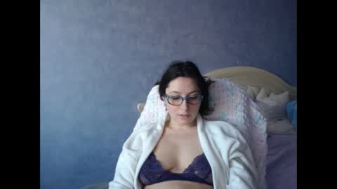 luckylinda23 online show from 15, 1, 2025