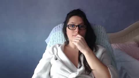 Snapshot of luckylinda23 chatting on 15, 3, 2026 luckylinda23 online show from 15, 3, 2026