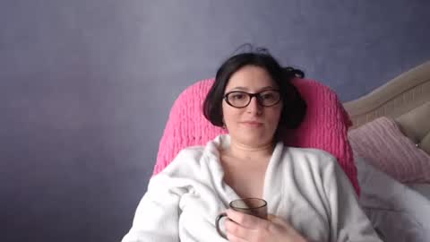 luckylinda23 online show from 9, 5, 2026