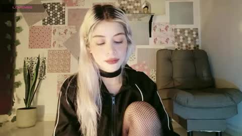 luckysapphire777 online show from 11, 5, 2026