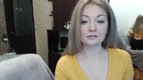 Snapshot of luckyshotgirl chatting on 28, 12, 2024 LuckyShot online show from 28, 12, 2024