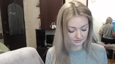 Snapshot of luckyshotgirl chatting on 9, 1, 2025 LuckyShot online show from 9, 1, 2025