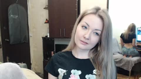 Snapshot of luckyshotgirl chatting on 11, 3, 2025 LuckyShot online show from 11, 3, 2025