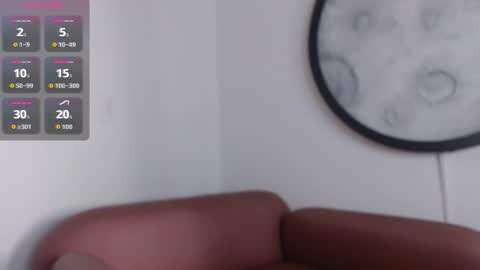   online show from 14, 12, 2025