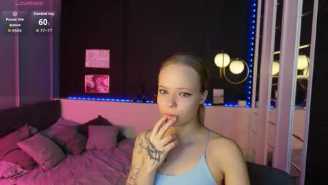 Snapshot of lucy__loy chatting on 16, 12, 2025 Lucy online show from 16, 12, 2025