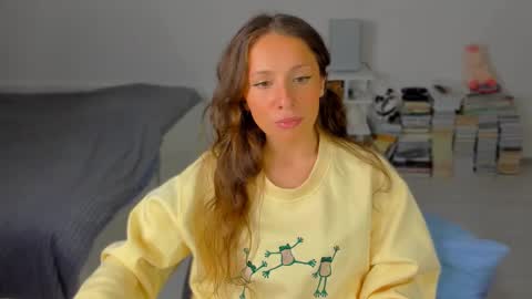 lucy__ray online show from 2, 10, 2025