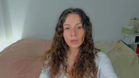 lucy__ray online show from 22, 5, 2026