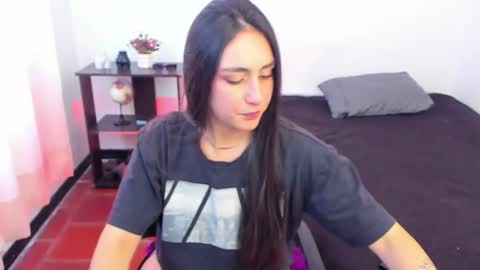 Snapshot of lucy_be chatting on 15, 9, 2025 Lucia online show from 15, 9, 2025