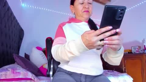 lucy online show from 22, 2, 2026