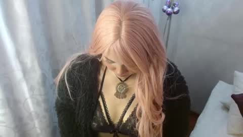 Im Lucy online show from 15, 12, 2025