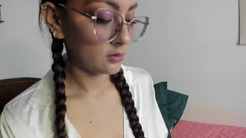 Lucy online show from 28, 6, 2026