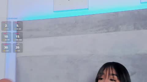 Snapshot of lucy_ev chatting on 27, 10, 2025 Lucy online show from 27, 10, 2025