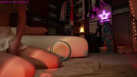 Snapshot of lucy_gooosey chatting on 15, 1, 2025 Lucy. online show from 15, 1, 2025