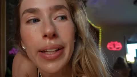 Snapshot of lucy_gooosey chatting on 2, 5, 2026 Lucy. online show from 2, 5, 2026