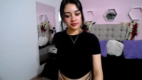 Snapshot of lucy_harris_ chatting on 23, 2, 2025 lucy_harris_ online show from 23, 2, 2025