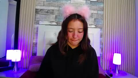 lucy_hs online show from 29, 1, 2025