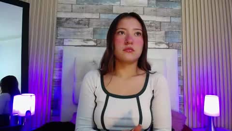 lucy_hs online show from 30, 1, 2025