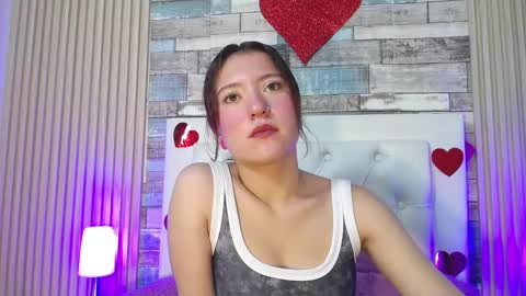 lucy_hs online show from 13, 2, 2025
