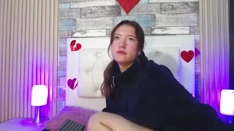 lucy_hs online show from 13, 2, 2025