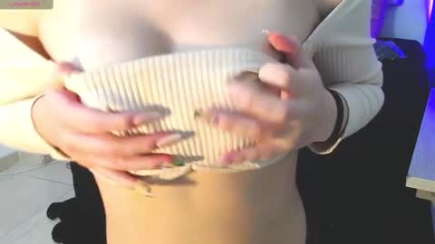 lucy_hs online show from 20, 2, 2025