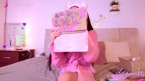 Luciana online show from 4, 12, 2025