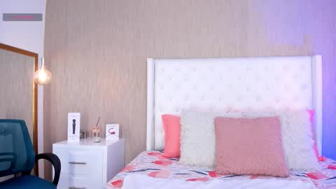 Lucy online show from 20, 12, 2025