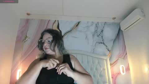 Snapshot of lucy_milf_474 chatting on 14, 3, 2026 Lucy online show from 14, 3, 2026