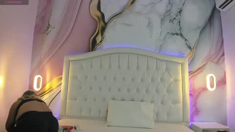 Snapshot of lucy_milf_474 chatting on 10, 4, 2026 Lucy online show from 10, 4, 2026