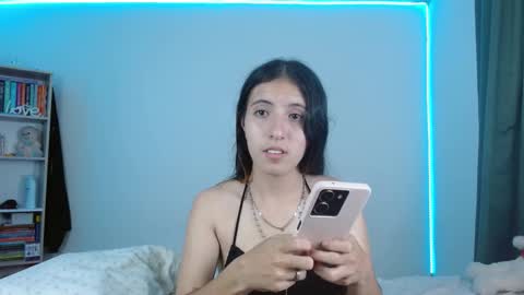 Snapshot of lucy_y_jacob chatting on 10, 9, 2025 lucy_y_jacob online show from 10, 9, 2025
