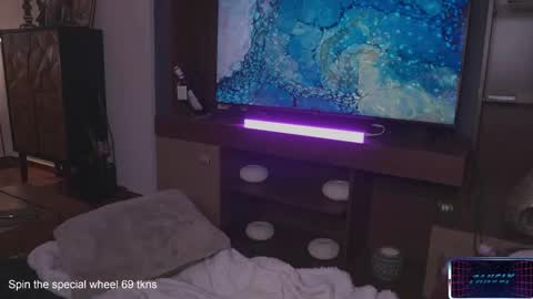 Snapshot of lucyallenx chatting on 20, 12, 2024 Lucy Alien online show from 20, 12, 2024