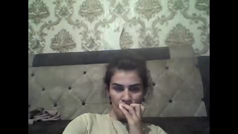Snapshot of lucydoorbell chatting on 11, 9, 2025 lucydoorbell online show from 11, 9, 2025