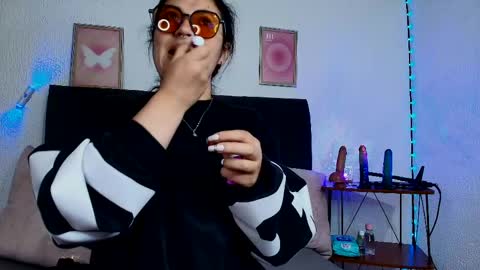 Snapshot of lucyfer_111 chatting on 2, 6, 2026 sam online show from 2, 6, 2026